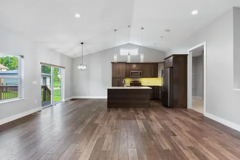 4606 Gloria Street Cedar Falls IA 50613