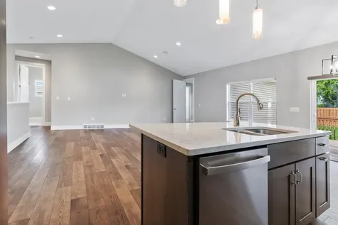 4606 Gloria Street Cedar Falls IA 50613
