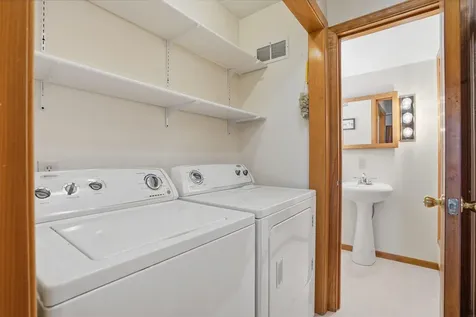 554 7th Street Jesup IA 50648