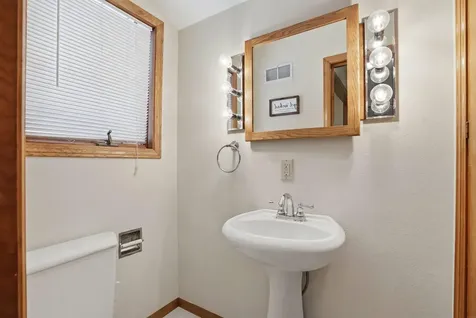 554 7th Street Jesup IA 50648