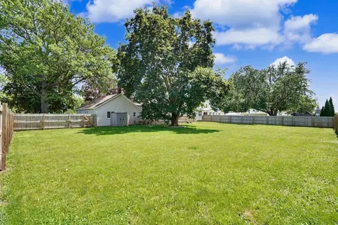 554 7th Street Jesup IA 50648