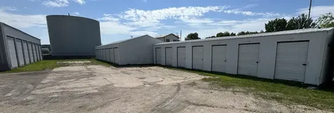1110 N Grand Avenue Charles City IA 50616