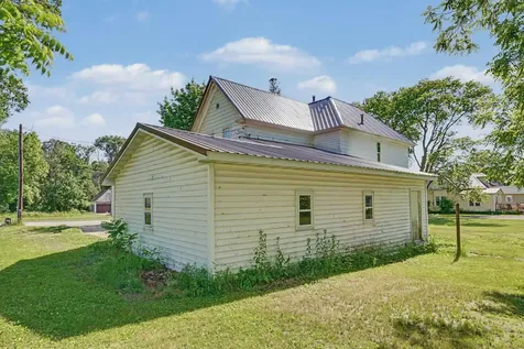 209 Hayes Street W Hazleton IA 50641