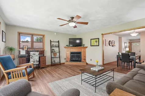 5703 Aster Lane Waterloo IA 50701
