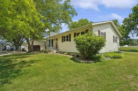 5703 Aster Lane Waterloo IA 50701