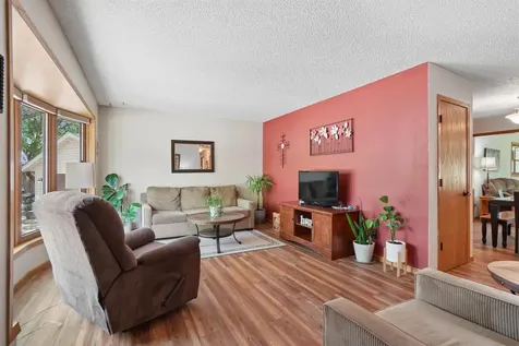 5703 Aster Lane Waterloo IA 50701