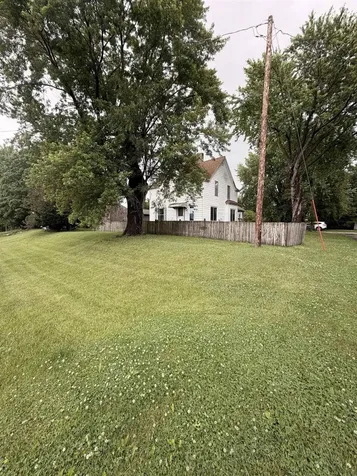 143 S. Elk Run Road Waterloo IA 50707