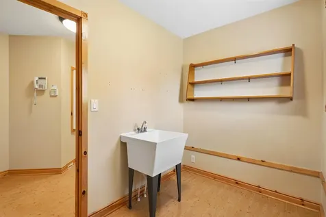 709 Lake Ridge Drive Cedar Falls IA 50613