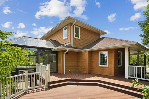 709 Lake Ridge Drive Cedar Falls IA 50613