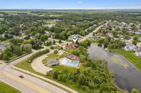 709 Lake Ridge Drive Cedar Falls IA 50613