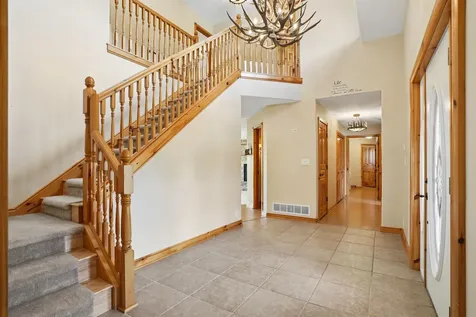 709 Lake Ridge Drive Cedar Falls IA 50613