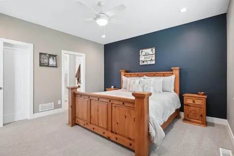 185 Eagle Ridge Drive Waverly IA 50677
