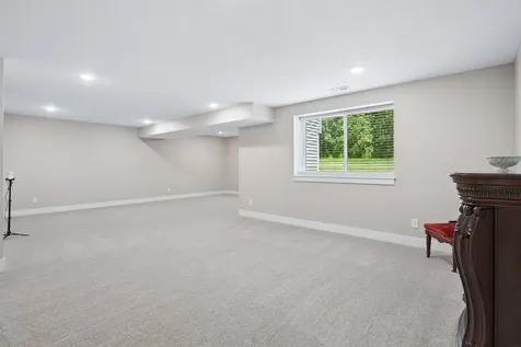 185 Eagle Ridge Drive Waverly IA 50677