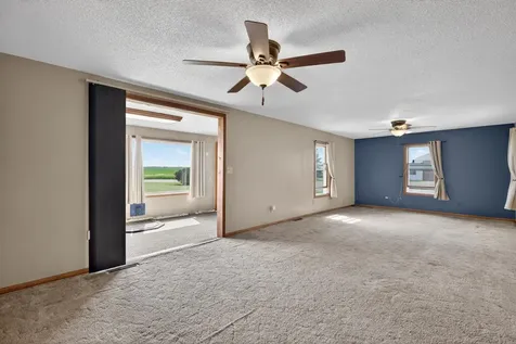 2996 Highway 8 Dysart IA 52224