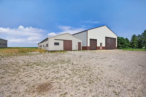 2996 Highway 8 Dysart IA 52224