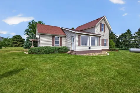 2996 Highway 8 Dysart IA 52224