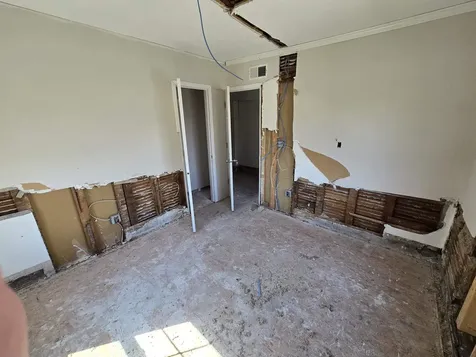 406-408 Gladys Street Waterloo IA 50702