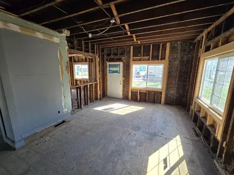 406-408 Gladys Street Waterloo IA 50702
