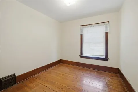 203 1st Avenue NE Oelwein IA 50662