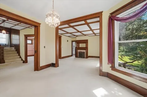 203 1st Avenue NE Oelwein IA 50662