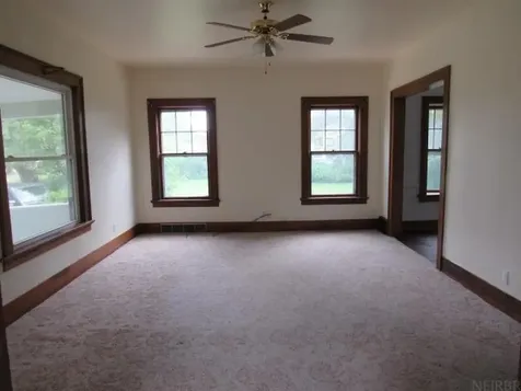 424 S Chestnut Street Monticello IA 52310