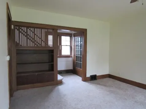 424 S Chestnut Street Monticello IA 52310