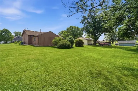 1902 12th Street Eldora IA 50627