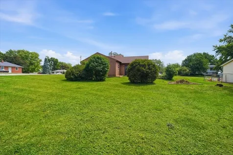 1902 12th Street Eldora IA 50627
