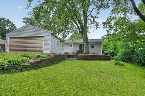 2614 Garden Avenue Cedar Falls IA 50613