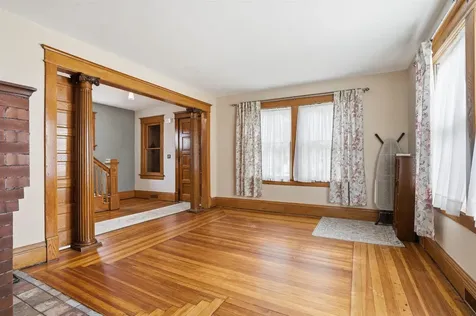 520 2nd Street SE Oelwein IA 50662