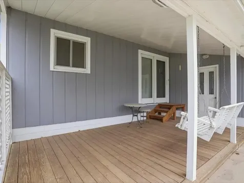 818 Sycamore Street Janesville IA 50647