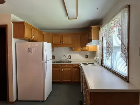 607 9th Street Charles City IA 50616