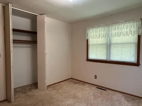 607 9th Street Charles City IA 50616
