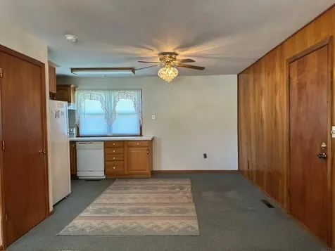 607 9th Street Charles City IA 50616