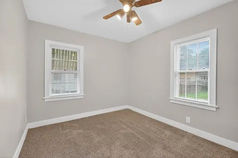 428 Kingsley Avenue Waterloo IA 50701
