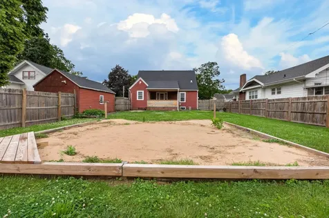 428 Kingsley Avenue Waterloo IA 50701