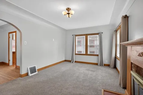 428 Kingsley Avenue Waterloo IA 50701