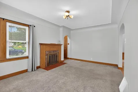 428 Kingsley Avenue Waterloo IA 50701