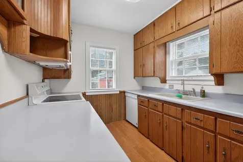 428 Kingsley Avenue Waterloo IA 50701