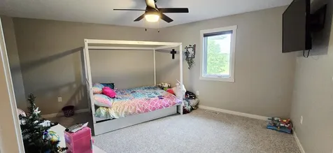 2988 Cottonwood Place Charles City IA 50616