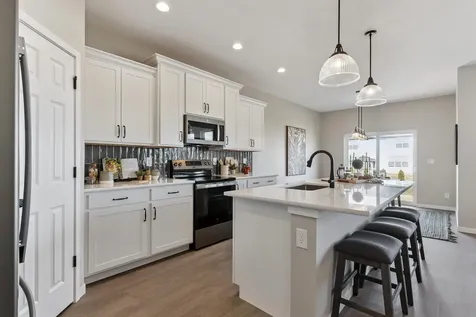 2807 Autumn Woods Drive Cedar Falls IA 50613