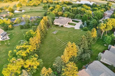 Whistling Straits Lane Waterloo IA 50701