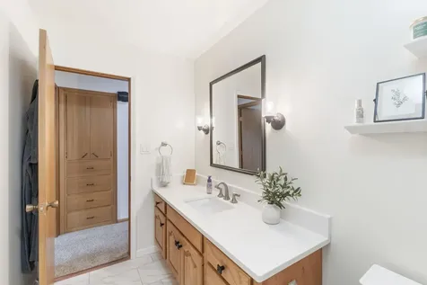 1162 Ridgemont Road Waterloo IA 50701