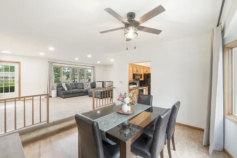 1162 Ridgemont Road Waterloo IA 50701