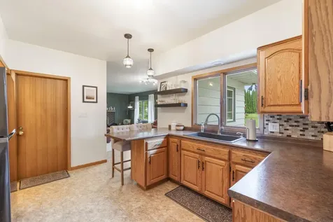 1162 Ridgemont Road Waterloo IA 50701