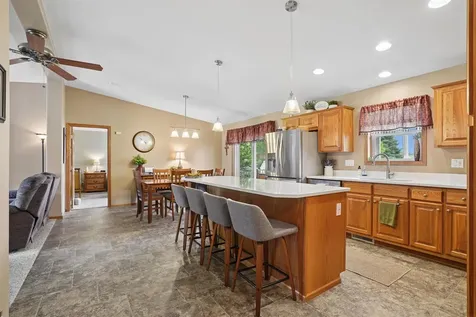 1414 Robertson Road Waverly IA 50677