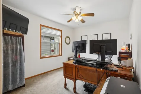 1414 Robertson Road Waverly IA 50677