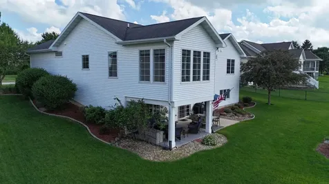 108 Eagle Ridge Drive Waverly IA 50677