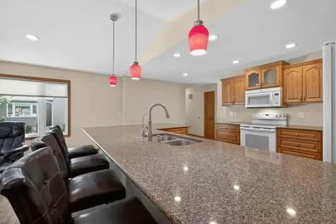 321 Devlin Circle Cedar Falls IA 50613