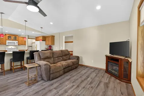 321 Devlin Circle Cedar Falls IA 50613